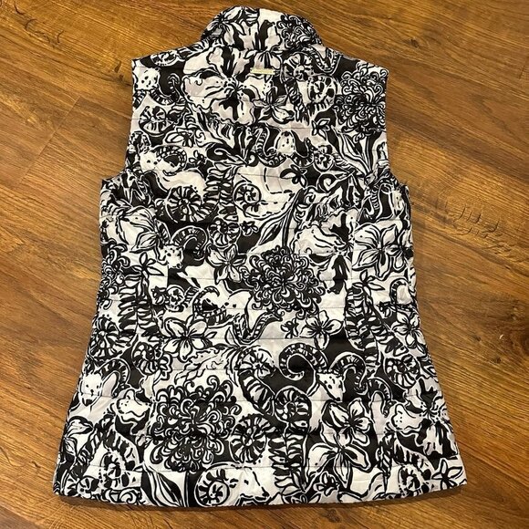 Lilly Pulitzer puffer zip up vest - Picture 9 of 10